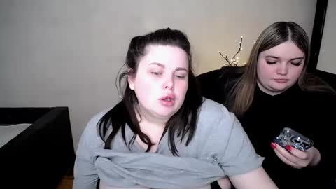 sophia__olsen online show from 05.06.26