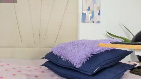 Snapshot of sophia_ebony___ chatting on 07.28.26 sophia_ebony___ online show from 07.28.26