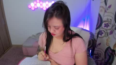 sophia_grants online show from 05.05.26