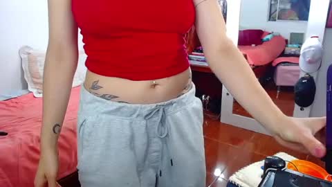 Snapshot of sophia_greey chatting on 06.18.26 sophia_greey online show from 06.18.26