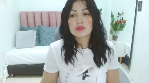 Sophia  online show from 05.05.26