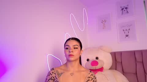 Snapshot of sophia_karsonn chatting on 11.27.25 Sophia Carson online show from 11.27.25