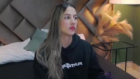 Sofia online show from 10.12.25