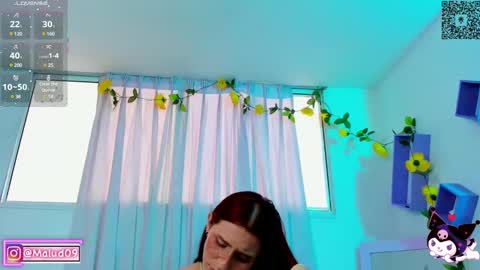 Snapshot of sophia_milano chatting on 02.06.25 sophia_milano online show from 02.06.25