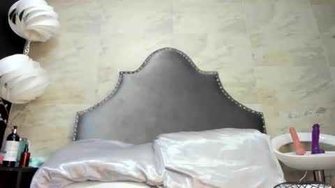 Sophia  online show from 02.21.26