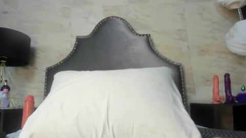 Sophia  online show from 06.18.26