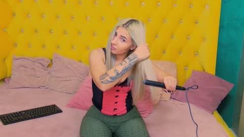 Snapshot of sophia_smith4146 chatting on 11.10.25 sophia smith4146 online show from 11.10.25