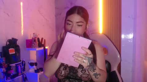 Snapshot of sophia_tf chatting on 02.11.26 Sophia online show from 02.11.26