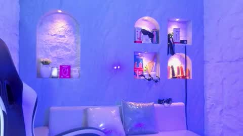 Snapshot of sophia_tf chatting on 03.15.26 Sophia online show from 03.15.26