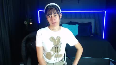 S O P H I A  online show from 06.22.26