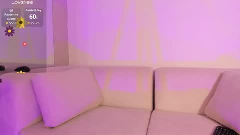 Snapshot of sophia_walkett chatting on 02.26.26 Michelle online show from 02.26.26