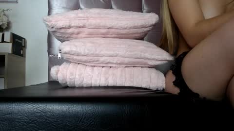 SophiaLee online show from 03.13.26