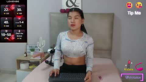 Sophia Bedford online show from 04.21.26