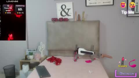 Sophia Bedford online show from 04.24.26