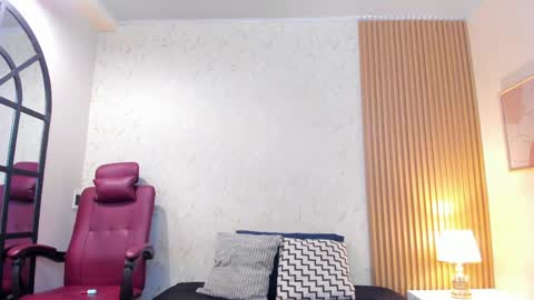 Sophia online show from 04.17.26