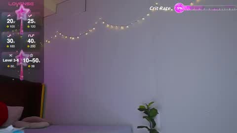 Snapshot of sophialaxx chatting on 09.10.25 Sophia online show from 09.10.25