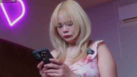 Snapshot of sophialaxx chatting on 06.28.26 Sophia online show from 06.28.26