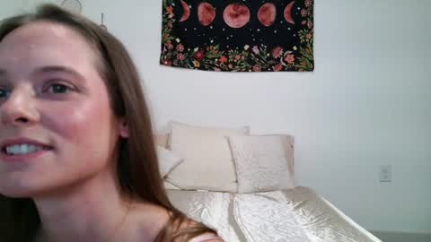 sophiaskyee444 online show from 06.17.26