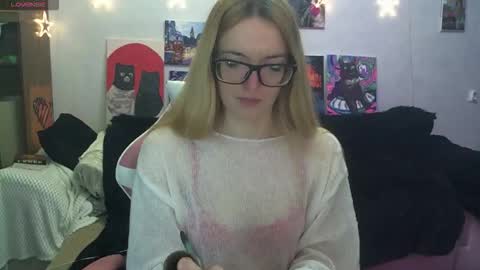 Snapshot of sophiasonata chatting on 01.15.26 SophiaSonata online show from 01.15.26