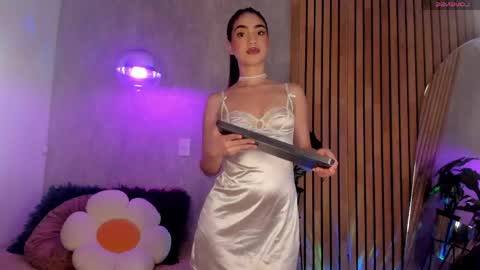 Sophi  online show from 04.21.26