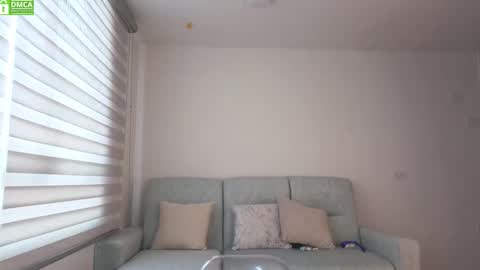 Snapshot of sophie_bbs chatting on 10.17.25 Sophie online show from 10.17.25