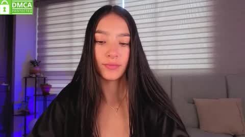 Snapshot of sophie_bbs chatting on 01.12.26 Sophie online show from 01.12.26