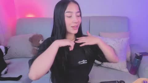 Sophie  online show from 05.05.26
