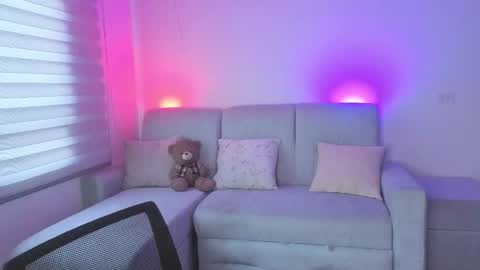Sophie  online show from 05.26.26