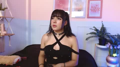 Sophie  online show from 05.13.26