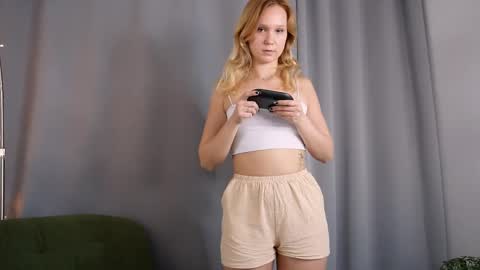 Sophia online show from 04.25.26