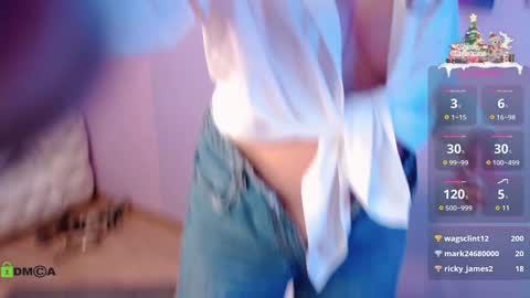 Snapshot of sophie_caring chatting on 01.10.25 Sophie online show from 01.10.25