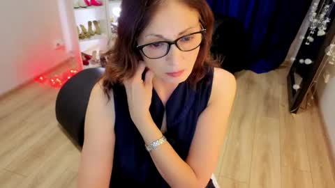 Snapshot of sophie_caring chatting on 04.13.26 Sophie online show from 04.13.26