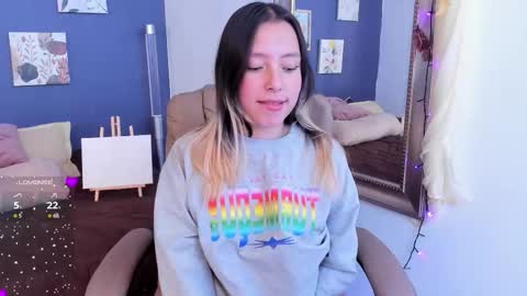 Snapshot of sophie_demoiselle chatting on 10.24.25                       online show from 10.24.25