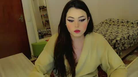 Snapshot of sophie_fantasy_hot chatting on 07.14.26 Sophie Fantasys online show from 07.14.26