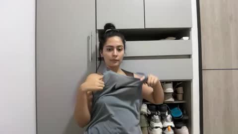 Sophie online show from 04.28.26