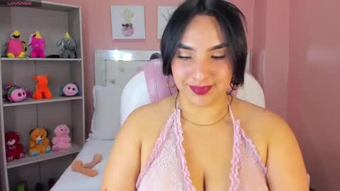 S O P H I E  online show from 04.27.26