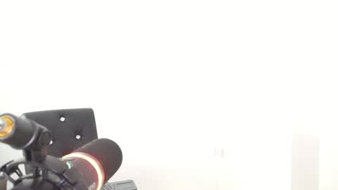 Snapshot of sophie_janner chatting on 04.28.26 SOPHIE JANNER online show from 04.28.26
