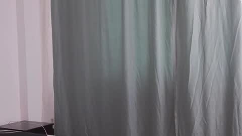 Sophie jeans online show from 10.05.25