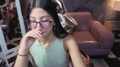 sophie_jones_b online show from 02.12.26