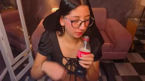 sophie_jones_b online show from 05.07.26