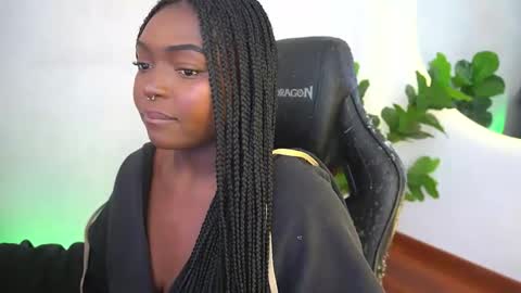 Sophie online show from 06.05.26
