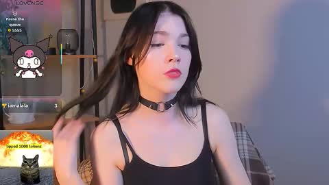 Snapshot of sophie_nomenal_ chatting on 10.07.25 sophie_nomenal_ online show from 10.07.25