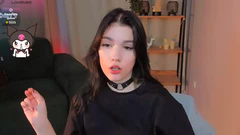 Snapshot of sophie_nomenal_ chatting on 10.14.25 sophie_nomenal_ online show from 10.14.25