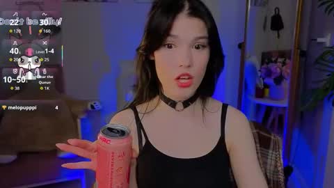 Snapshot of sophie_nomenal_ chatting on 10.17.25 sophie_nomenal_ online show from 10.17.25