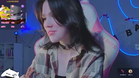 Snapshot of sophie_nomenal_ chatting on 01.11.26 sophie_nomenal_ online show from 01.11.26