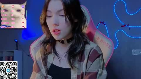 Snapshot of sophie_nomenal_ chatting on 02.01.26 sophie_nomenal_ online show from 02.01.26