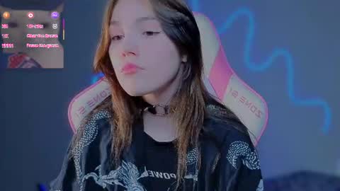 sophie_nomenal_ online show from 07.11.26