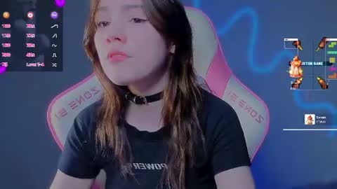 sophie_nomenal_ online show from 07.25.26