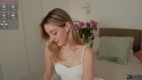 sophiebelll online show from 06.12.26