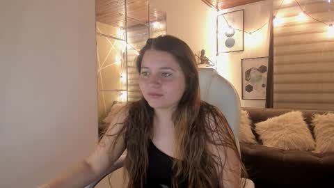 Sophie  online show from 10.13.25